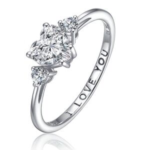 NWT Elegant Sterling Silver Heart Ring